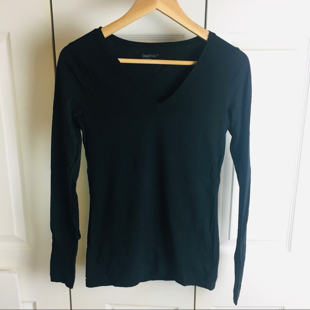 Vneck Gap Body Basic Blk Long Slv Tee